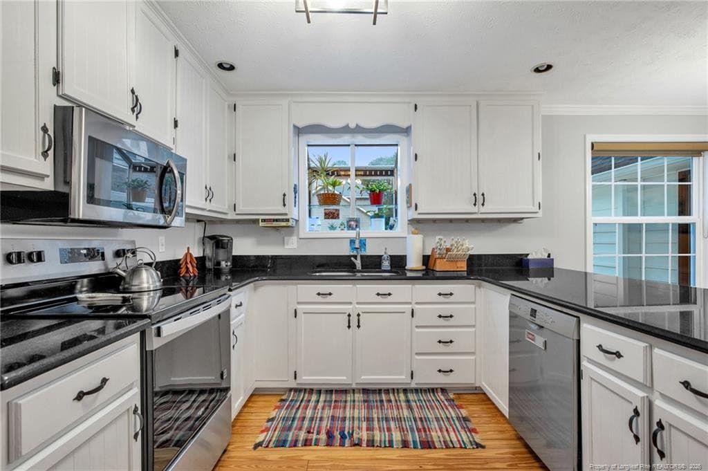 Photo 12 - 6817 Tanager Court, Fayetteville, NC 28306, Fayetteville