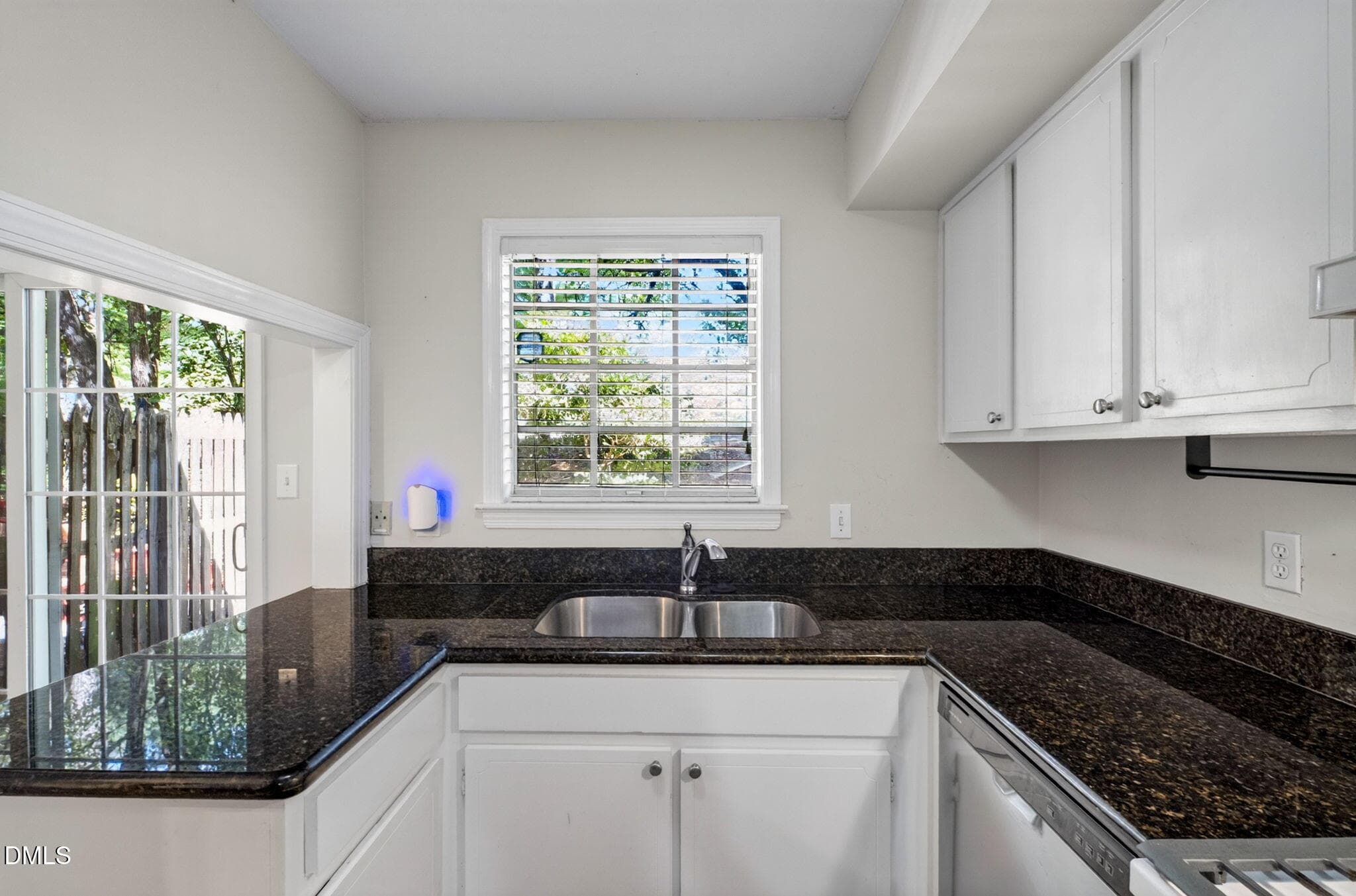 26-web-or-mls-3744 Jamestown Circle - 26 - 3744 Jamestown Circle, Raleigh, NC 27609, Raleigh
