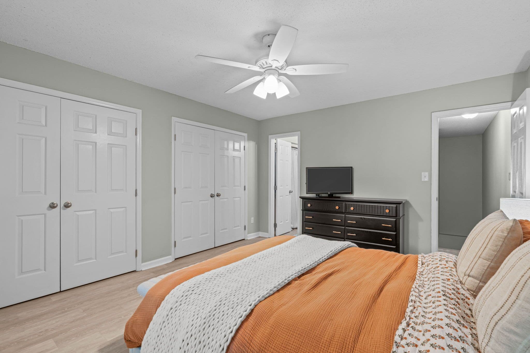 A (14 of 20).jpg - 75 Forest Oaks Drive, Durham, NC 27705, Durham
