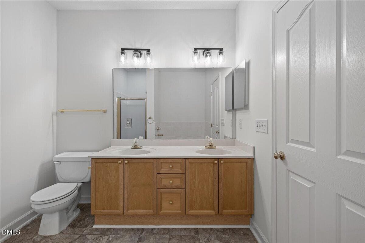 priamry bath 2 - 7647 Astoria Place, Raleigh, NC 27612, Raleigh
