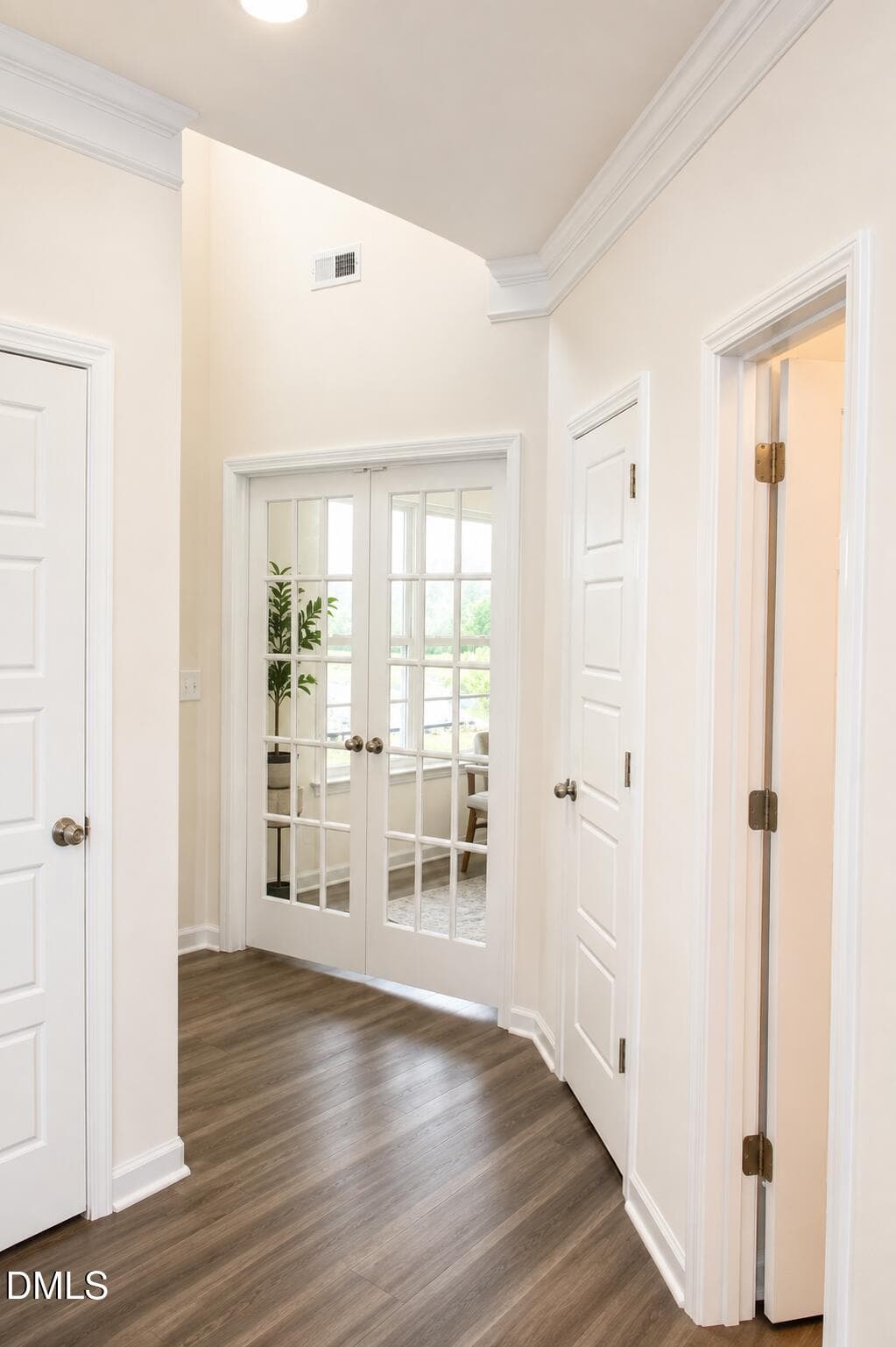 BM261 FOYER - 275 Plains Drive, Burlington, NC 27217, Burlington