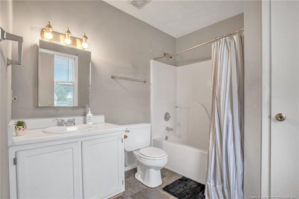 Photo 23 - 8529 Amish Drive, Fayetteville, NC 28314, Fayetteville