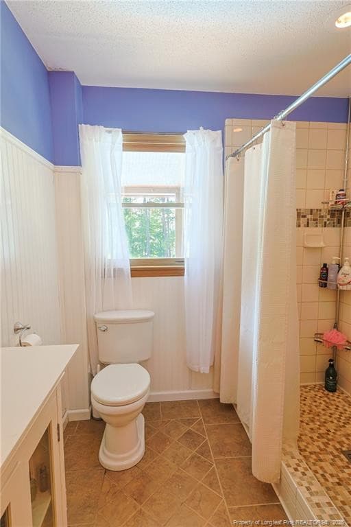 Upstairs Bathroom View 2 - 641 Sunridge Drive, Cameron, NC 28326