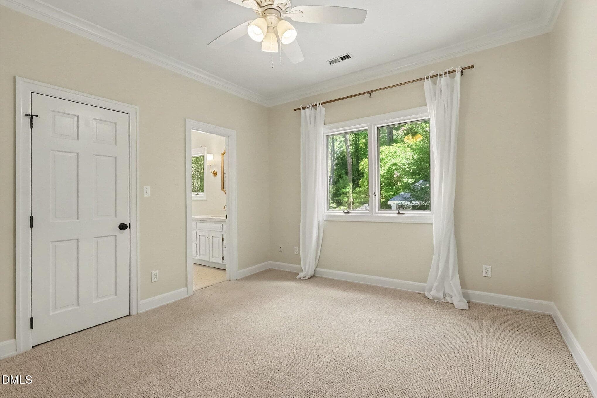 bedroom 3 with bathroom - 10773 Trego Trail, Raleigh, NC 27614, Raleigh