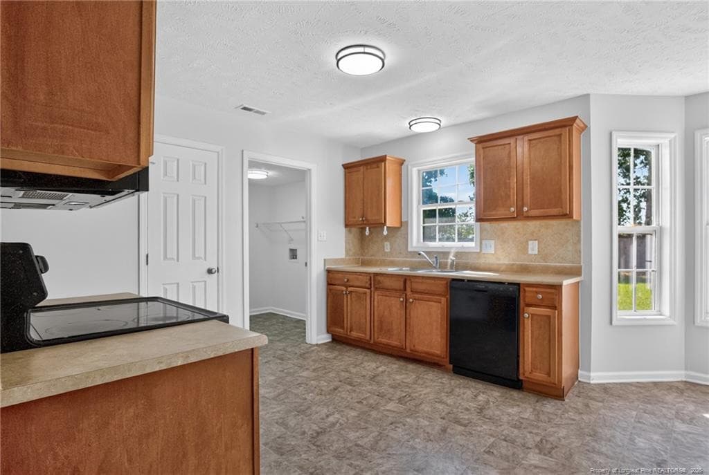 Photo 6 - 2337 Gray Goose Loop, Fayetteville, NC 28306, Fayetteville