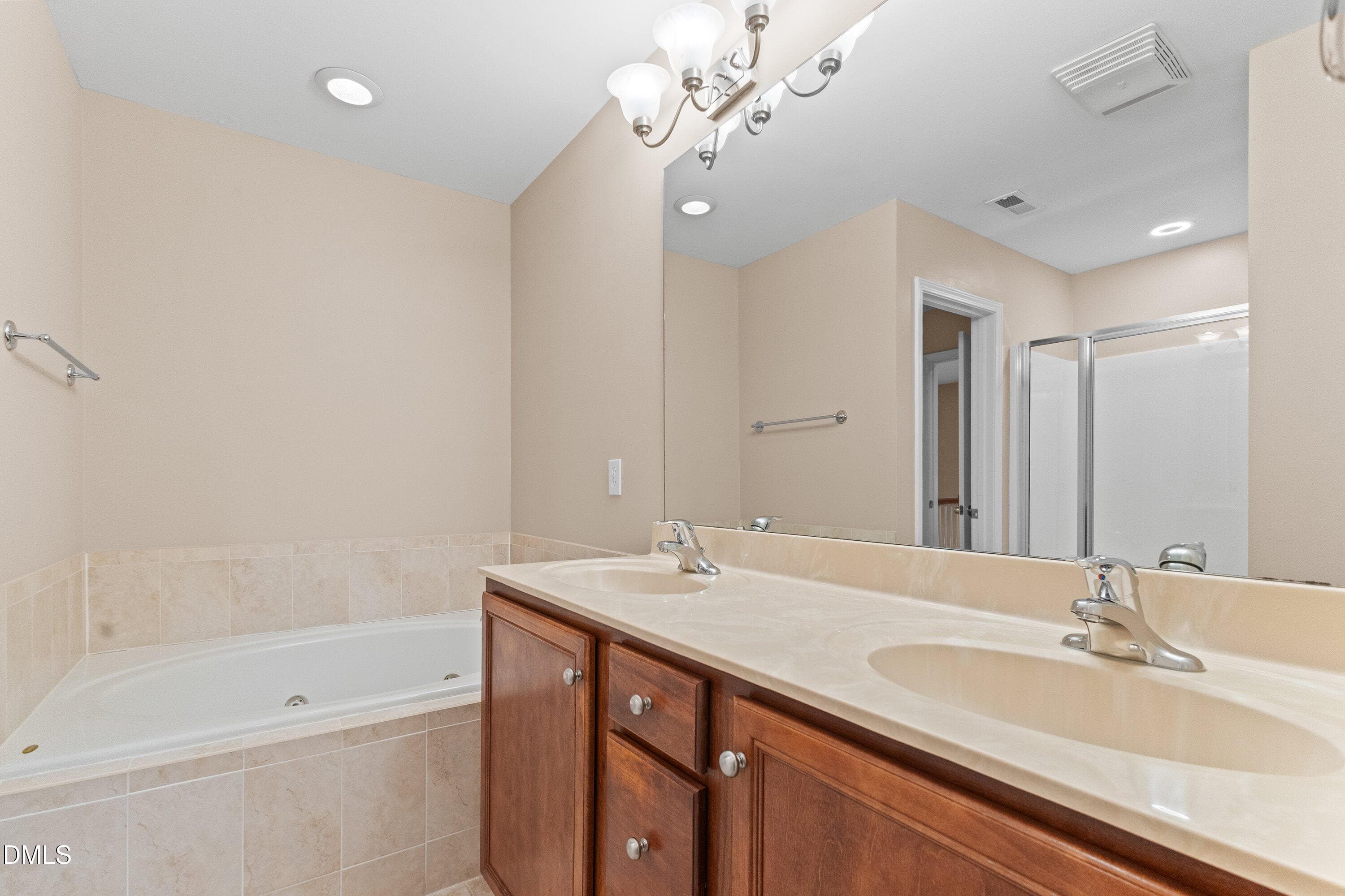 35-6001 Four Towns Ln_7233 - 6001 Four Townes Lane, Raleigh, NC 27616, Raleigh