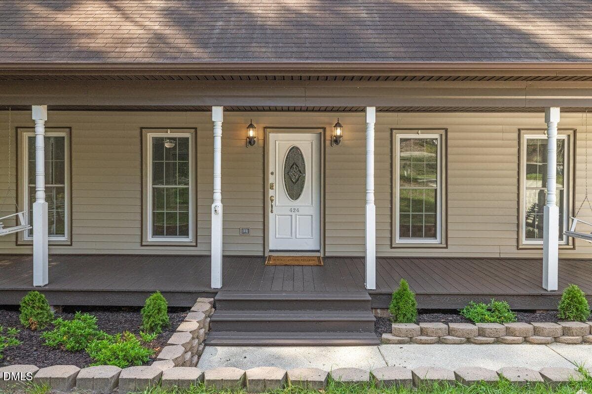 Front Zoomed In - 424 Newburgh Drive, Fayetteville, NC 28311, Fayetteville