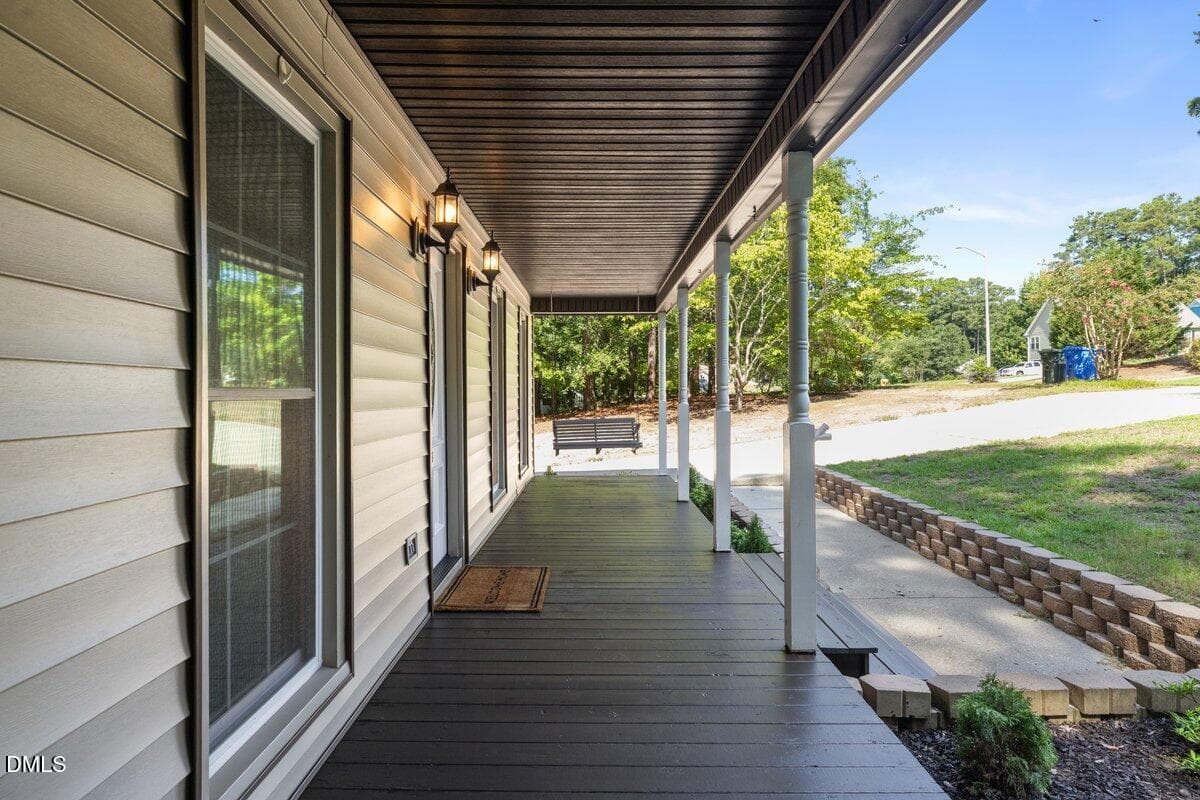 Front Right Porch - 424 Newburgh Drive, Fayetteville, NC 28311, Fayetteville
