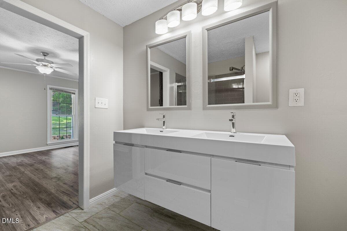 Master Sink - 424 Newburgh Drive, Fayetteville, NC 28311, Fayetteville