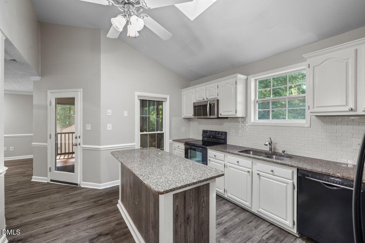 Full pic kitchen island - 424 Newburgh Drive, Fayetteville, NC 28311, Fayetteville