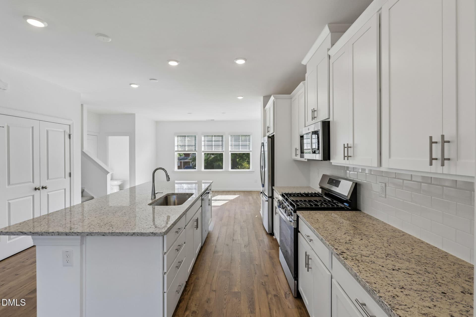 Kitchen - 1320 W Garner Road 100, Garner, NC 27529