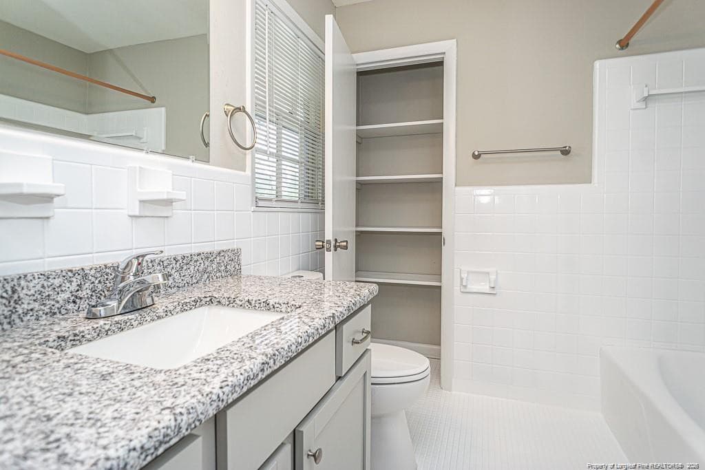 Photo 12 - 1108 Bingham Drive, Fayetteville, NC 28304, Fayetteville