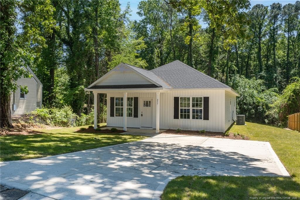 Photo 16 - 237 WINDSOR Drive, Fayetteville, NC 28301, Fayetteville