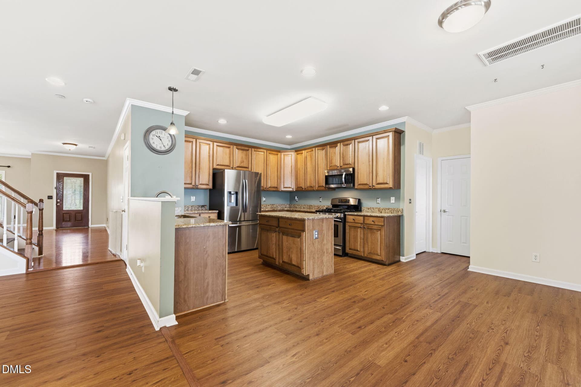 20-web-or-mls-DSC02114 - 195 Creeks Edge Court, Clemmons, NC 27012