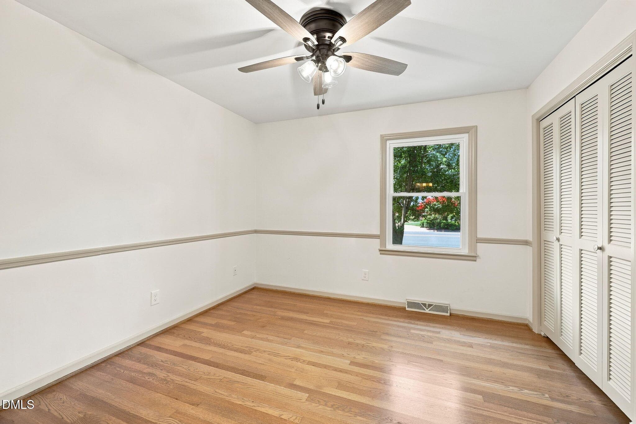 24-web-or-mls-IMG_6867 - edited - 2804 Edgewood Avenue, Burlington, NC 27215, Burlington
