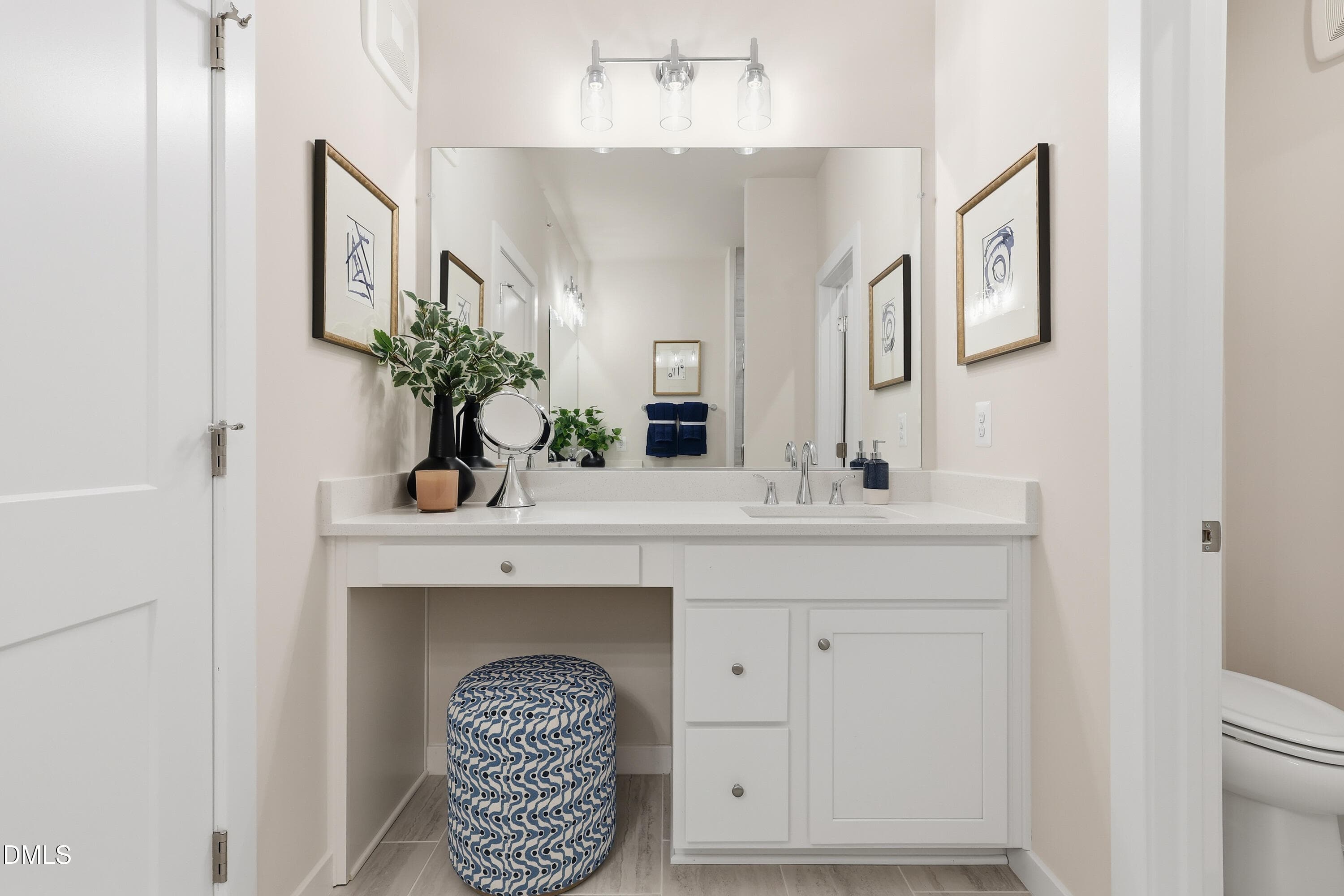 Ensuite Bath - 1400 Granholm Road 302, Cary, NC 27519, Cary