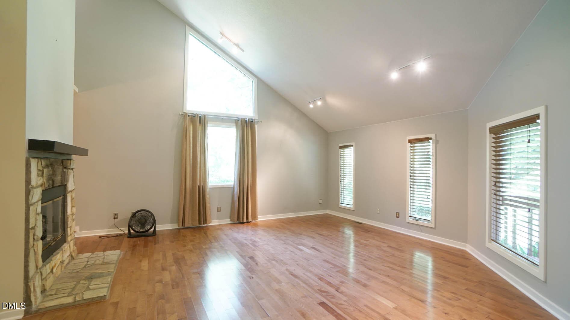 Family Room - 818 Lake Forest Drive, Raleigh, NC 27615, Raleigh