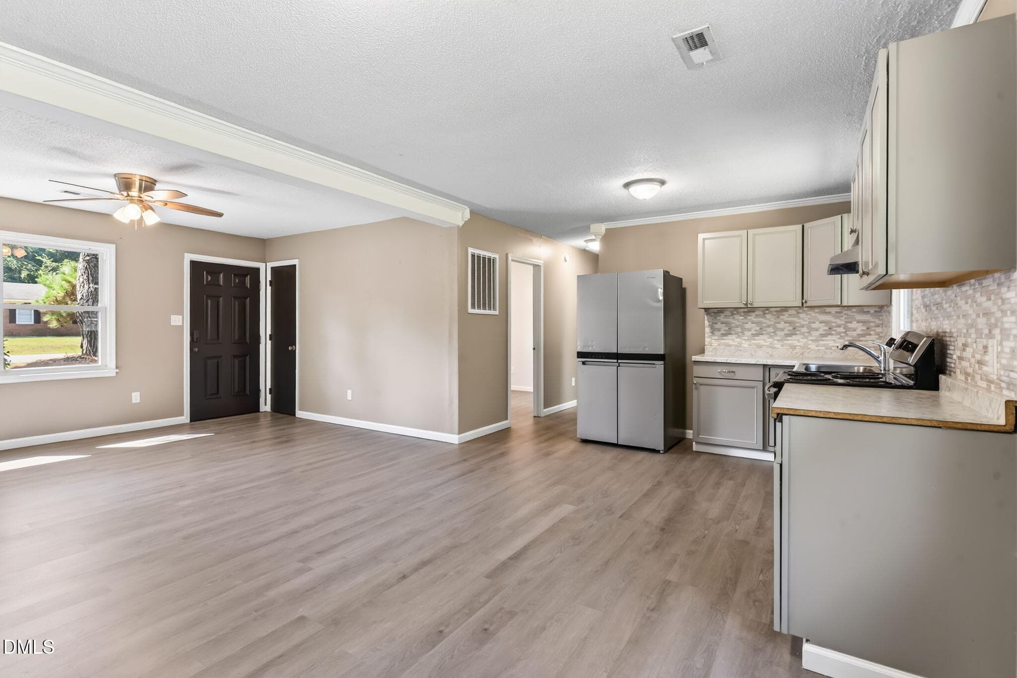 11-web-or-mls-DSC02418 - 303 Brentwood Drive, Dudley, NC 28333, Dudley