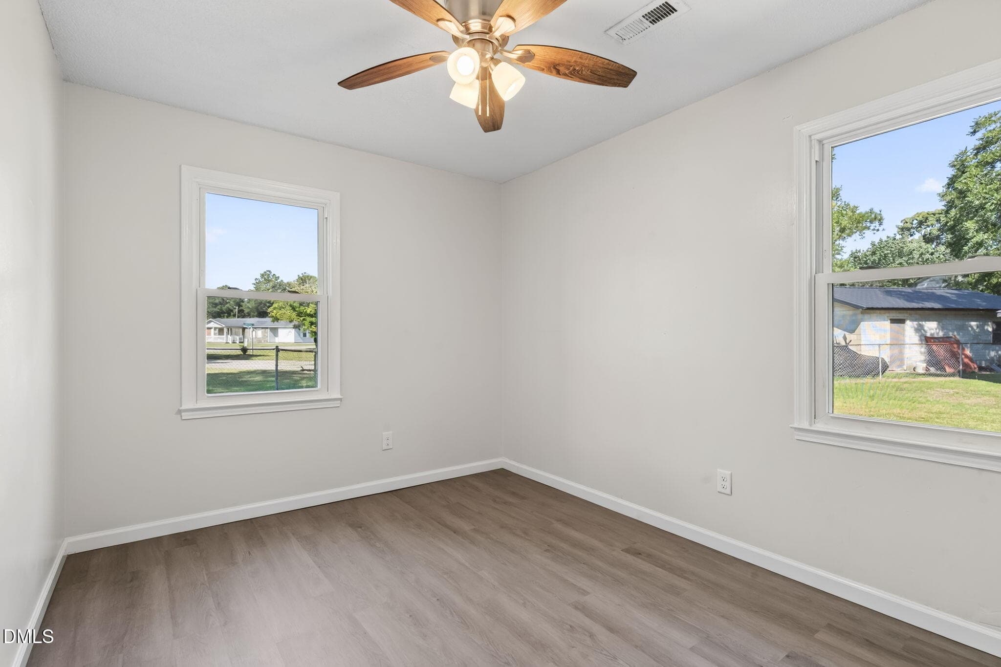 16-web-or-mls-DSC02448 - 303 Brentwood Drive, Dudley, NC 28333, Dudley