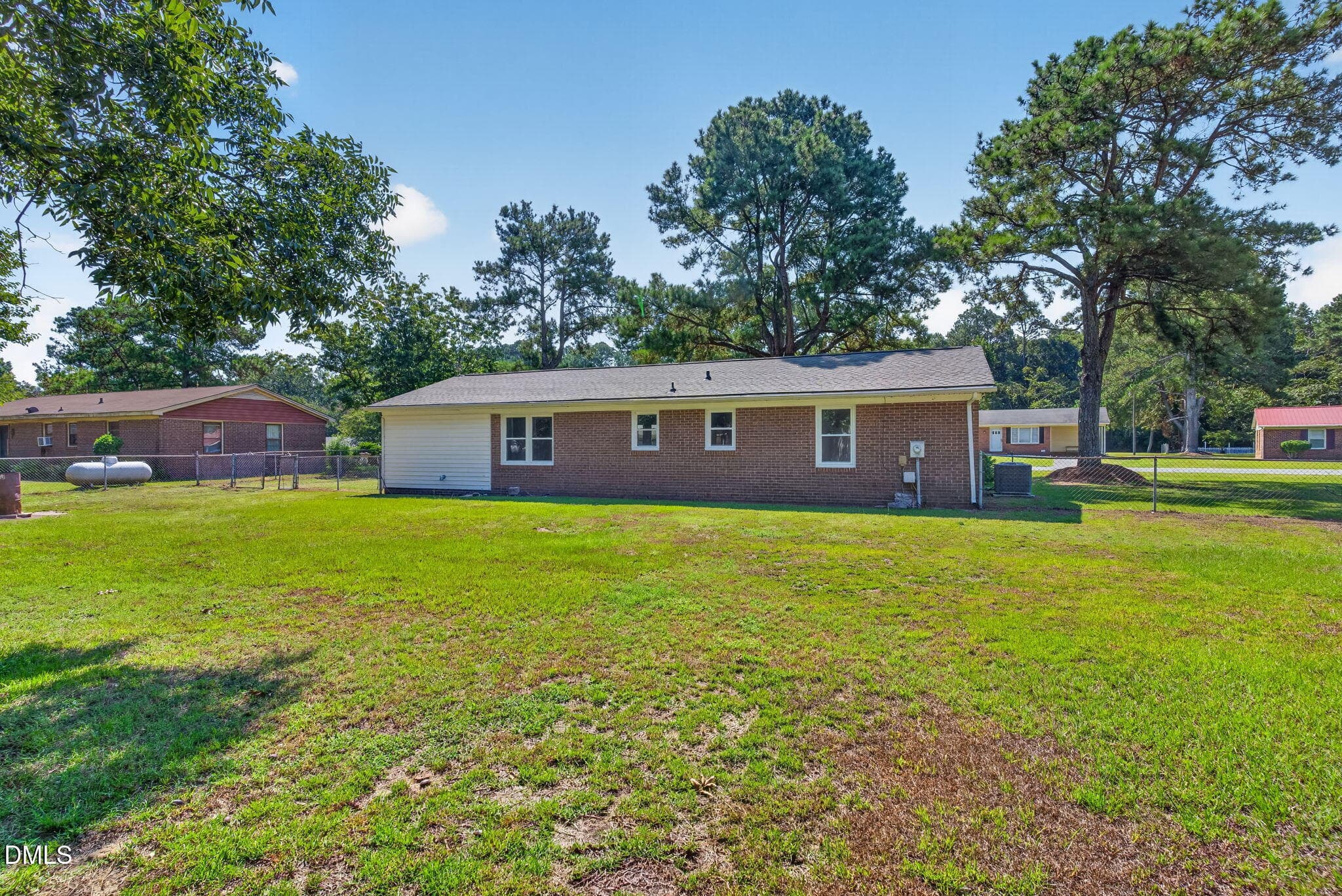 25-web-or-mls-DSC02495 - 303 Brentwood Drive, Dudley, NC 28333, Dudley