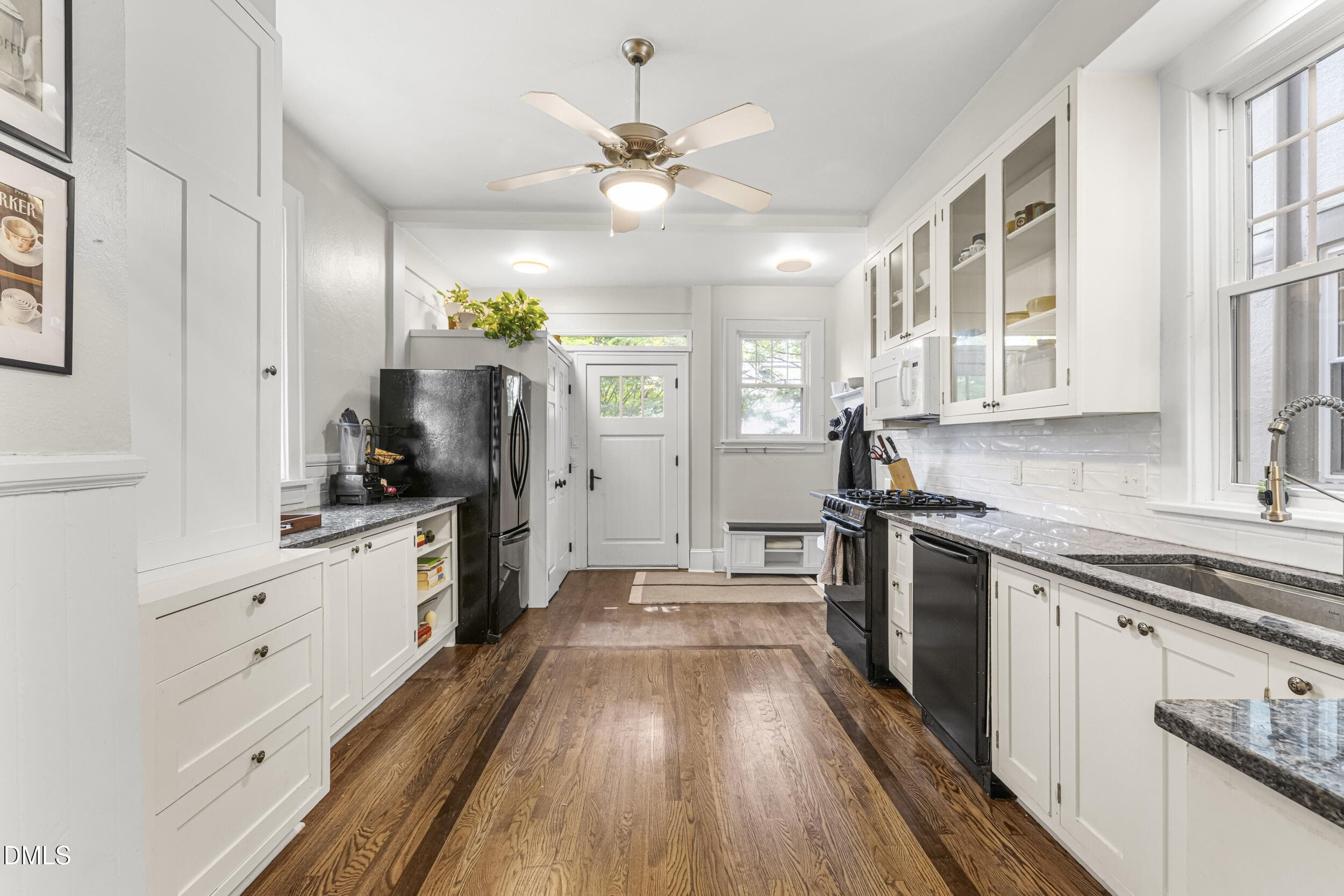 18a - Kitchen - 132 Woodburn Road, Raleigh, NC 27605, Raleigh