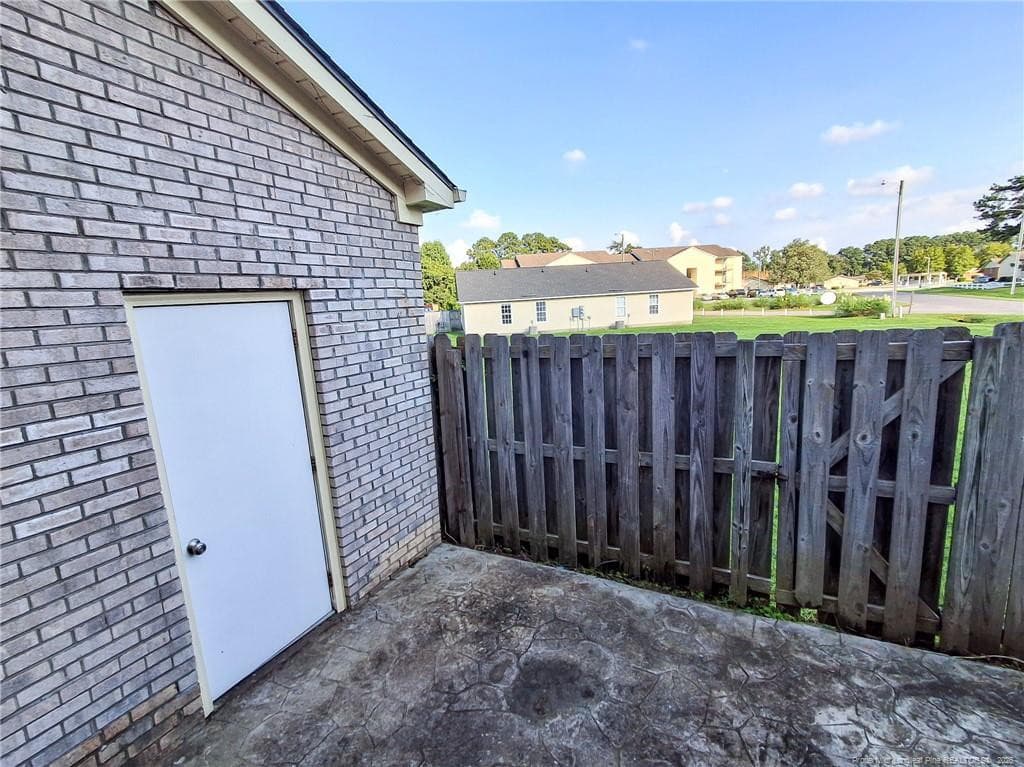 Exterior Storage - 406 Kirkcaldy Court, Fayetteville, NC 28314, Fayetteville