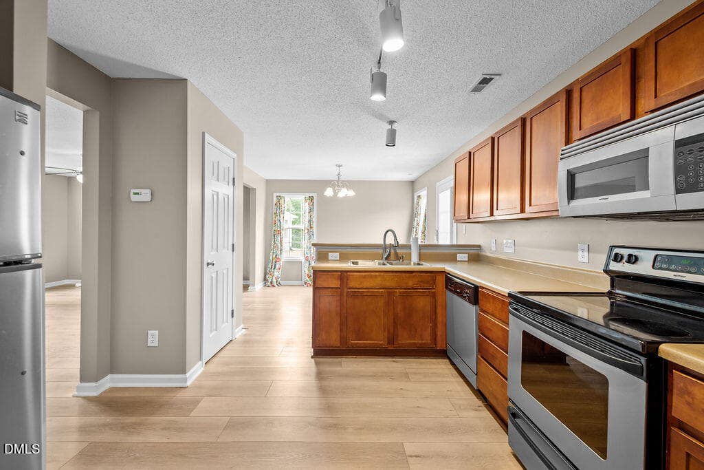 465A5008 - 3303 Glennstone Drive, Durham, NC 27704, Durham