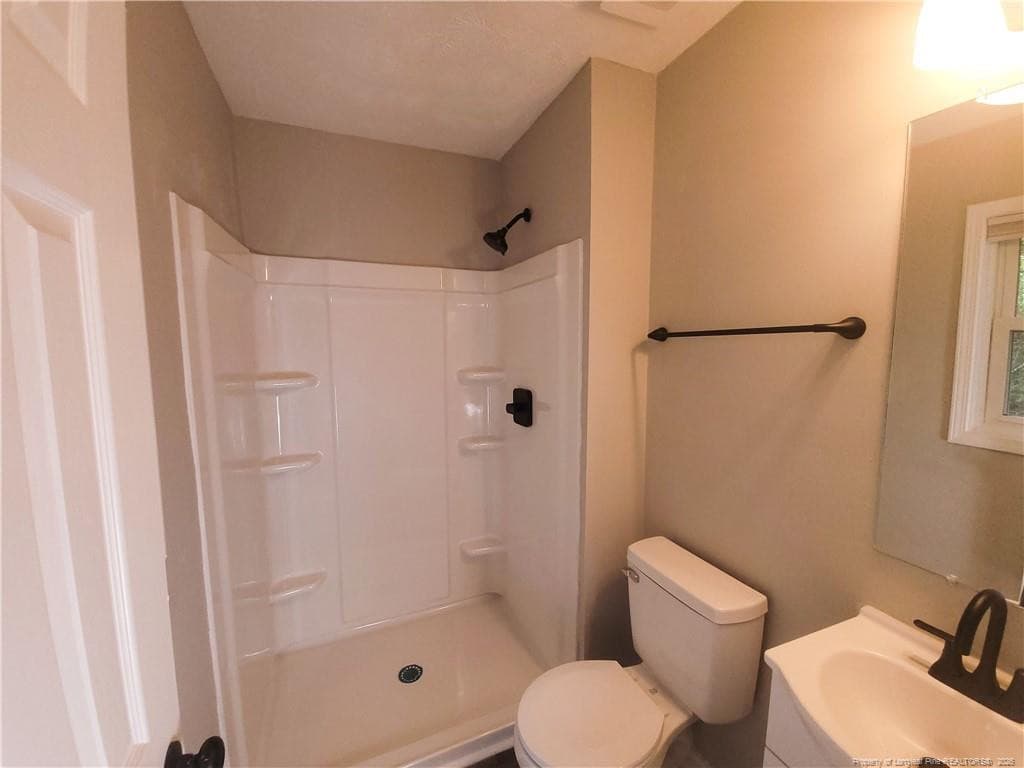 Photo 27 - 2406 W Brinkley Drive, Spring Lake, NC 28390
