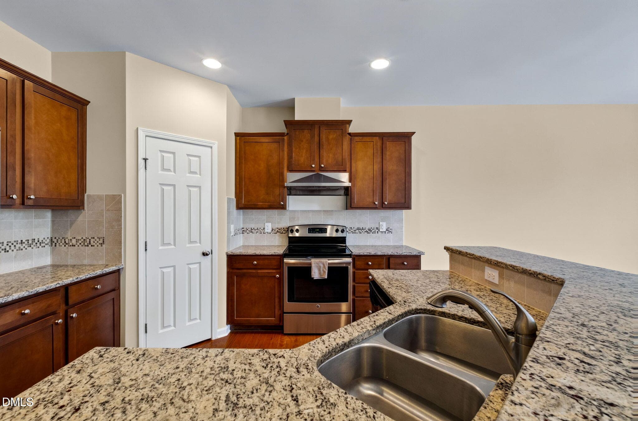 15-web-or-mls-1009 Consortium Drive - 15 - 1009 Consortium Drive, Raleigh, NC 27603, Raleigh