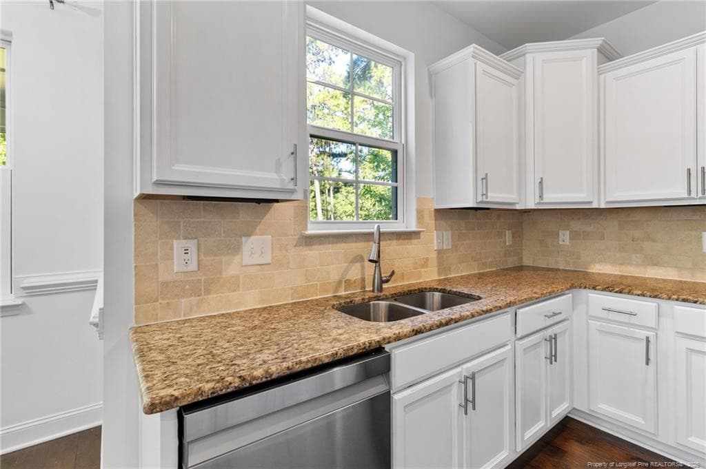 Photo 17 - 106 Valley Stream Road, Spring Lake, NC 28390