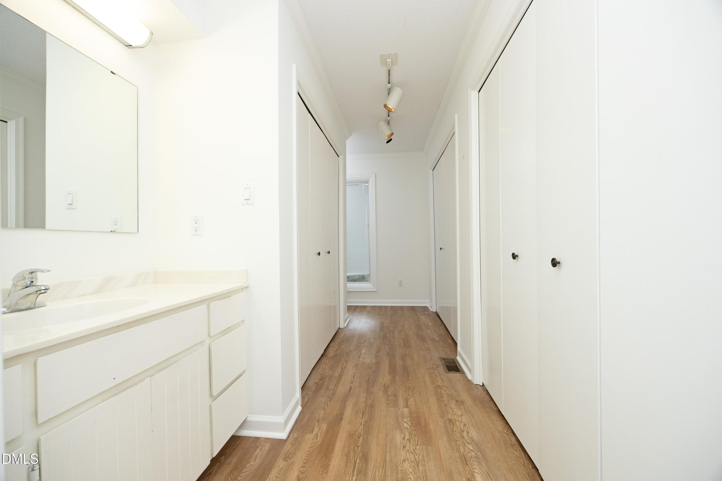 30Bath_Closets - 3004 Rue Sans Famille, Raleigh, NC 27607, Raleigh