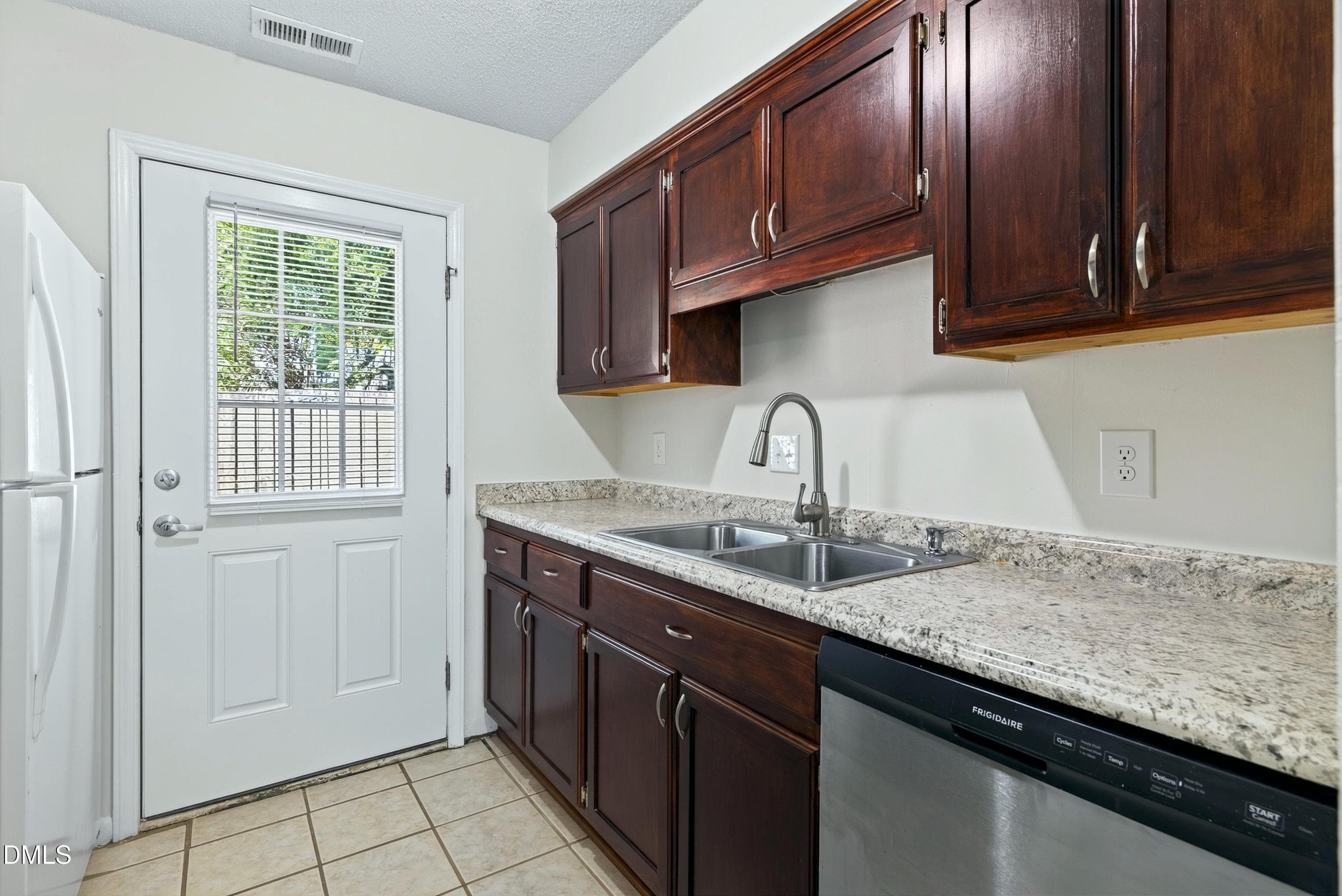 5823Scene-19 - 5823 Shady Grove Circle, Raleigh, NC 27609, Raleigh