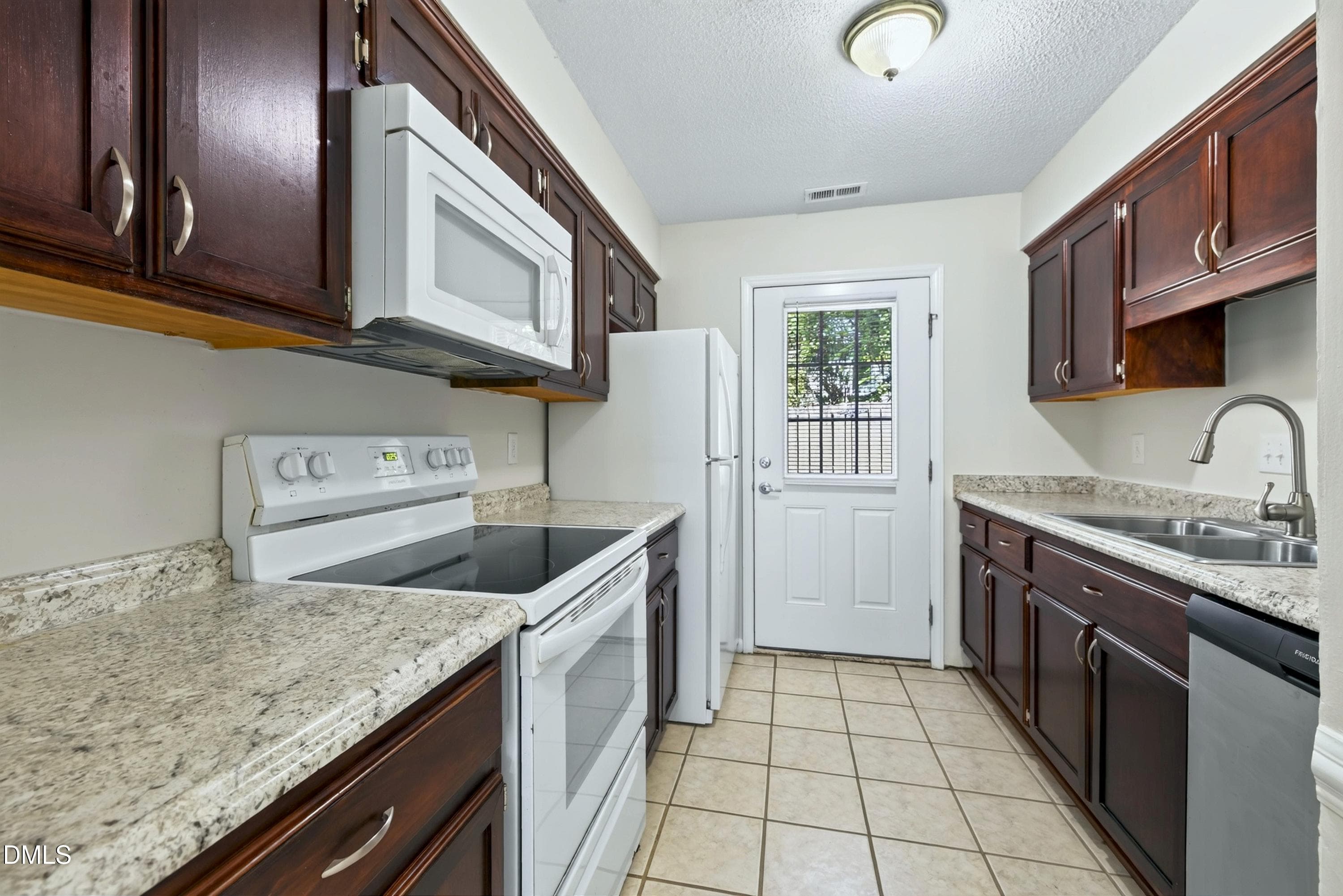 5823Scene-18 - 5823 Shady Grove Circle, Raleigh, NC 27609, Raleigh