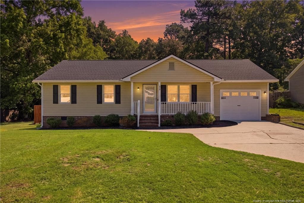 949 Kennesaw Drive, Fayetteville, NC 28314