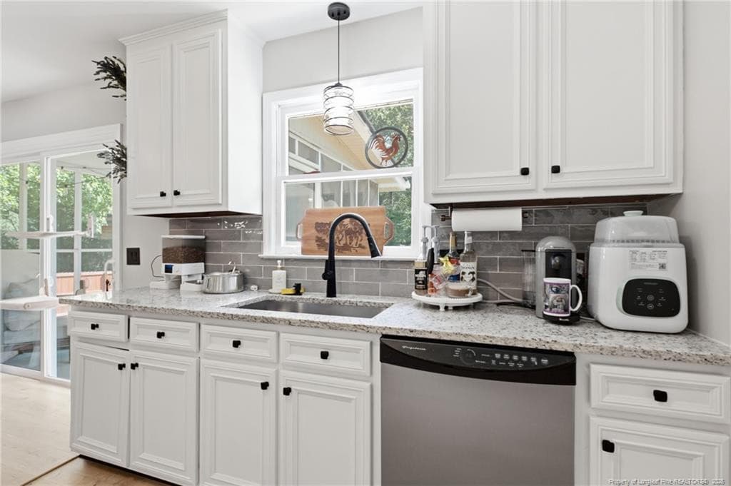 Photo 17 - 949 Kennesaw Drive, Fayetteville, NC 28314, Fayetteville