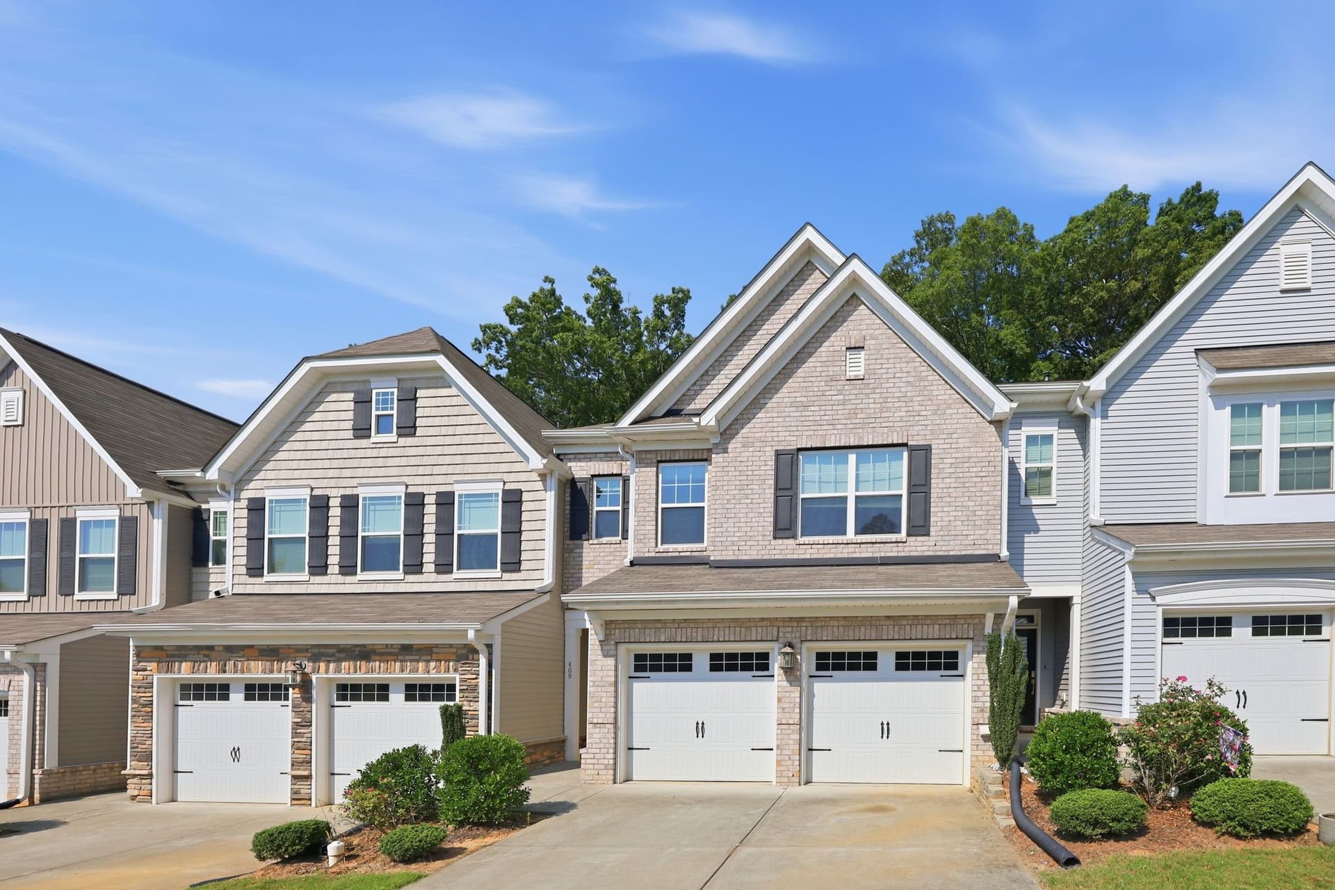 3-web-or-mls-IMG_4578_Edit.jpg - 409 Great Eno Path, Hillsborough, NC 27278
