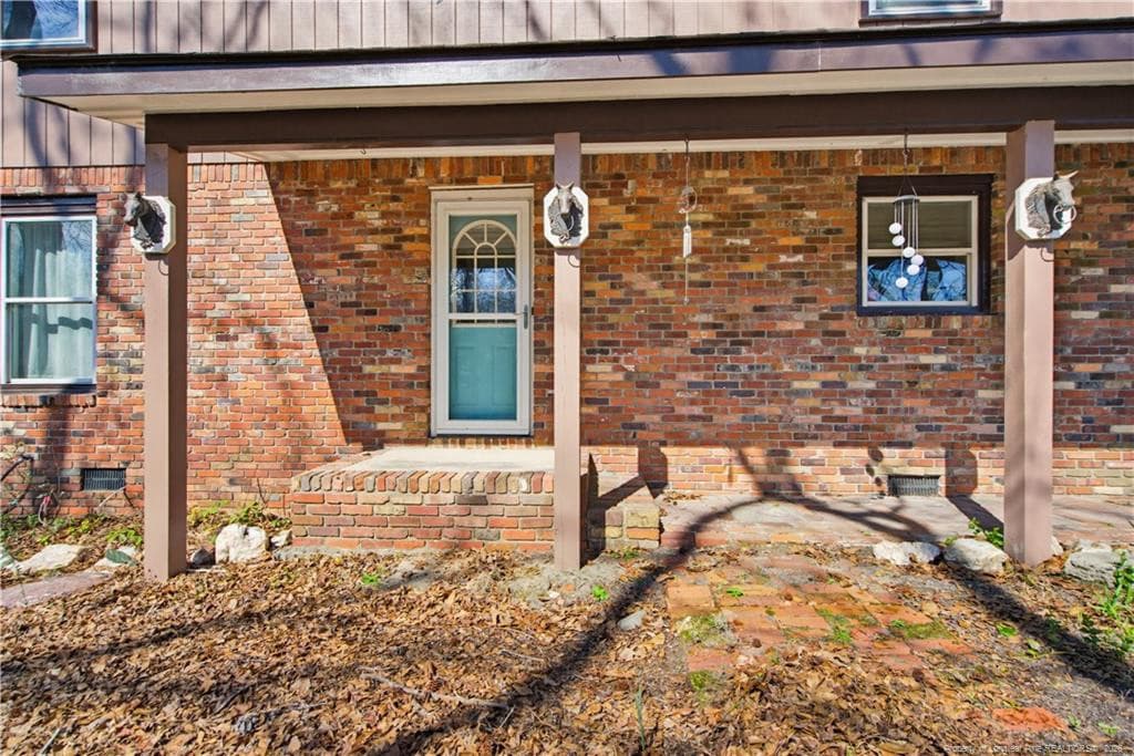 Photo 4 - 208 Kyra Lane, Maxton, NC 28364, Maxton