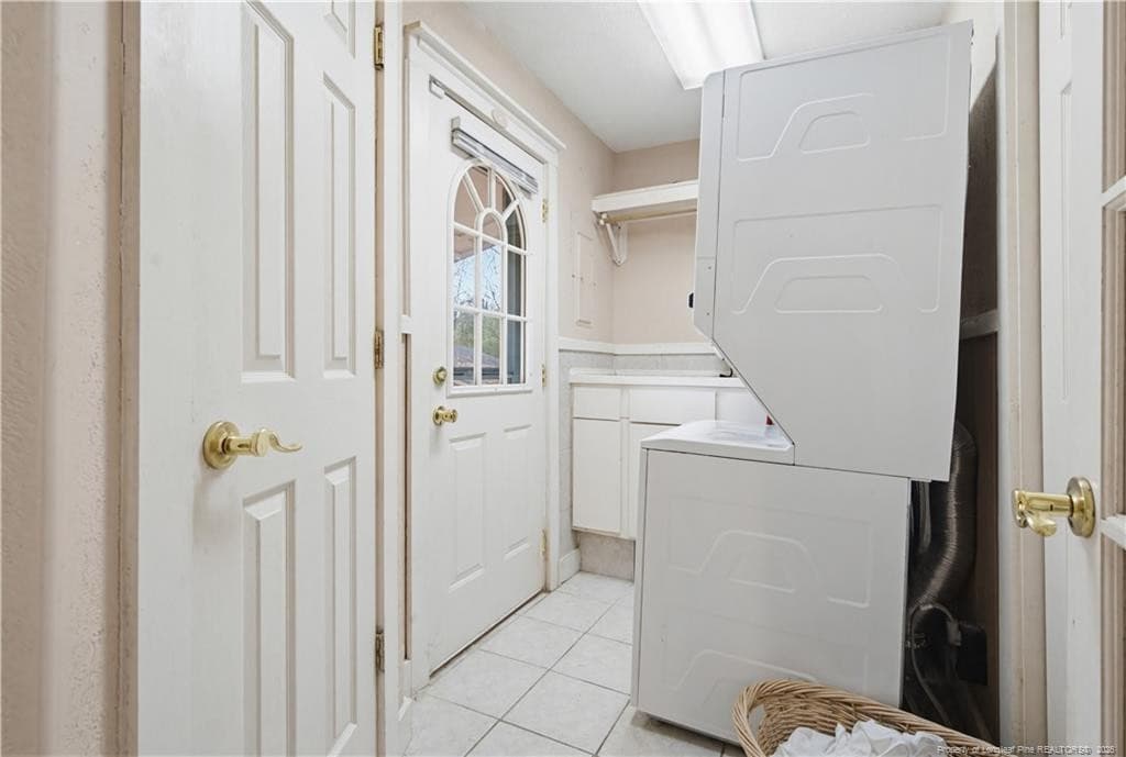 Photo 22 - 208 Kyra Lane, Maxton, NC 28364, Maxton