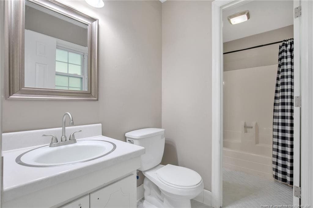 Photo 16 - 3614 Lakeshore Drive, Hope Mills, NC 28348, Hope Mills