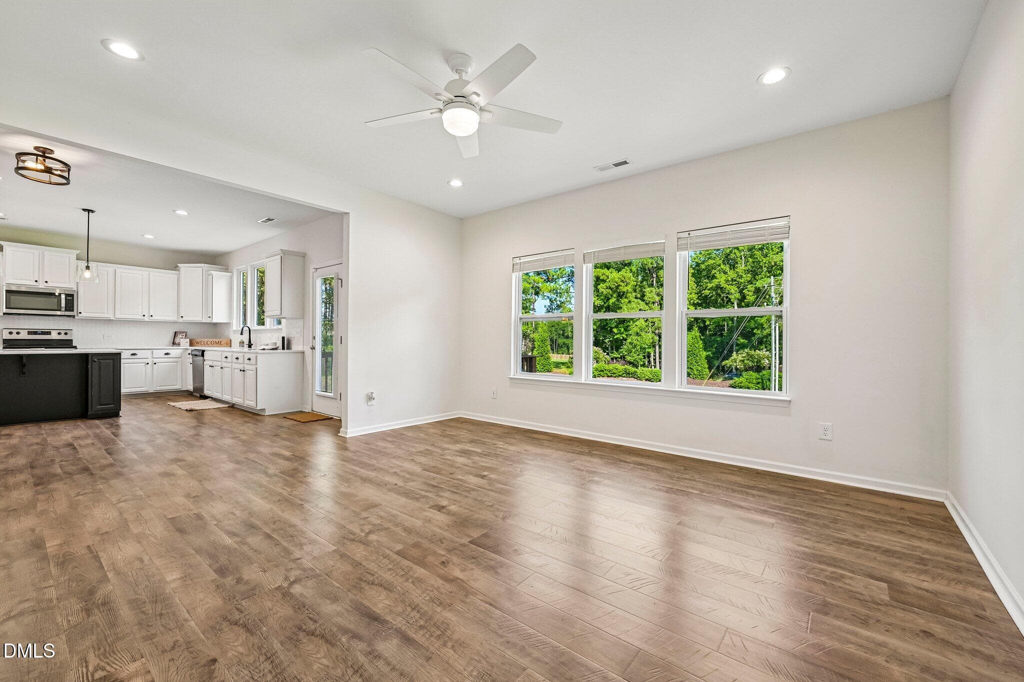 Living Room - 40 W Dentaires Way, Willow Springs, NC 27592, Willow Springs