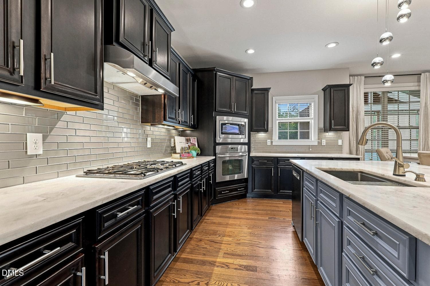 025-045-Kitchen-1500x1000 - 1993 Steeple Chase Bend, Apex, NC 27502