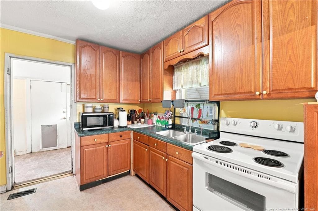 Photo 15 - 23780 Cotton Street, Wagram, NC 28396
