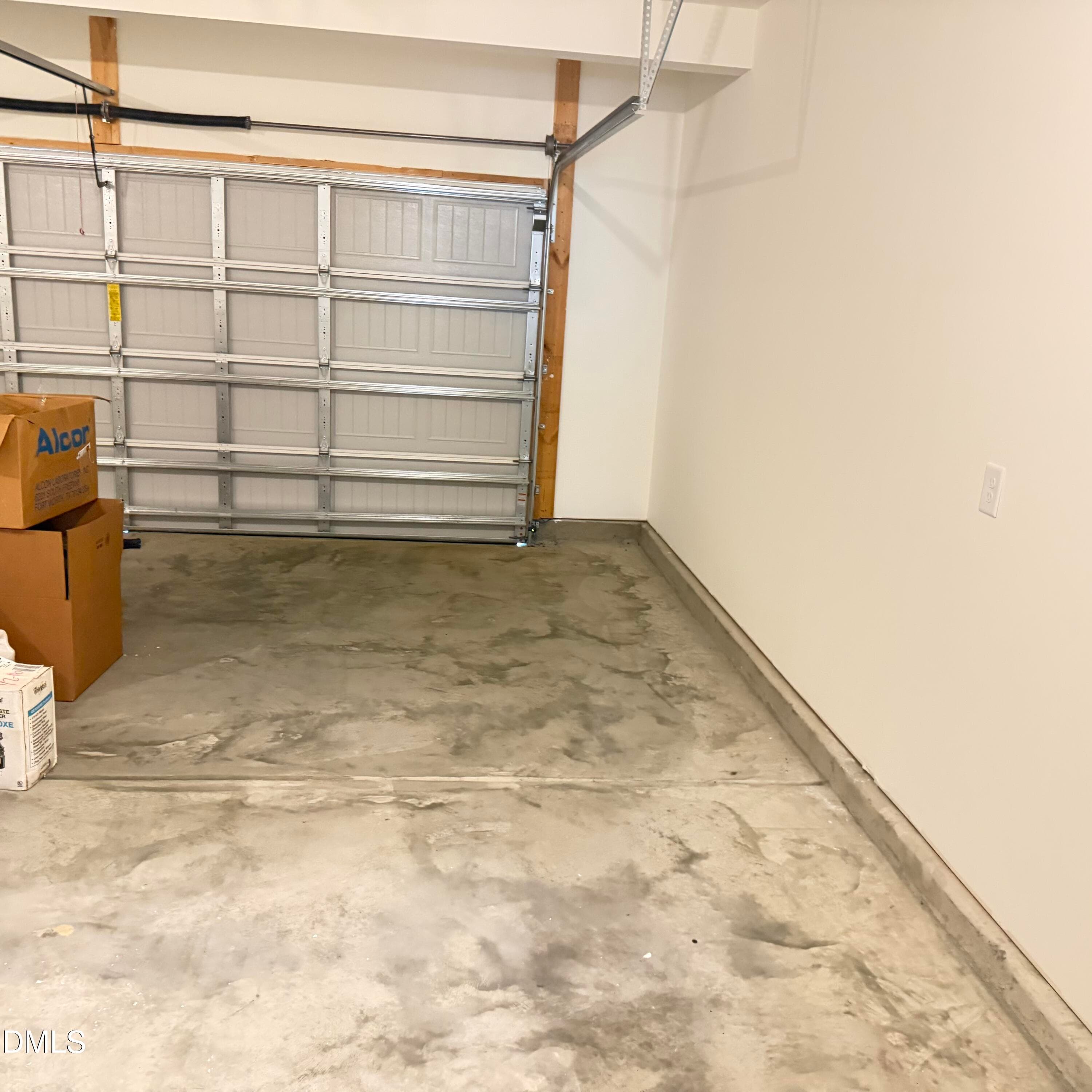 Garage - 82 Shady Oaks Road, Angier, NC 27501, Angier