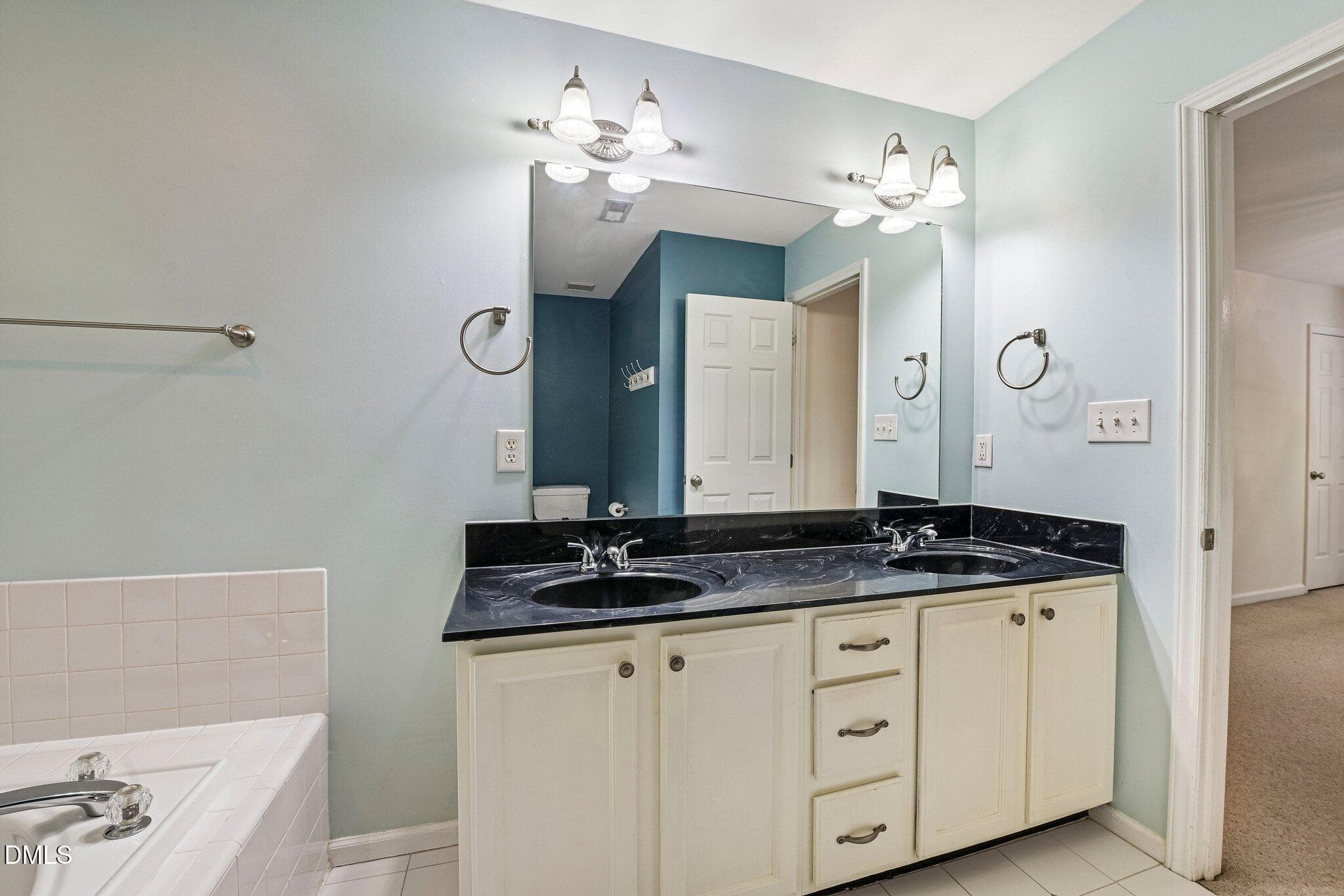 30-web-or-mls-Creeks Edge Ct-S0109-030 - 15 Creeks Edge Court, Durham, NC 27713, Durham