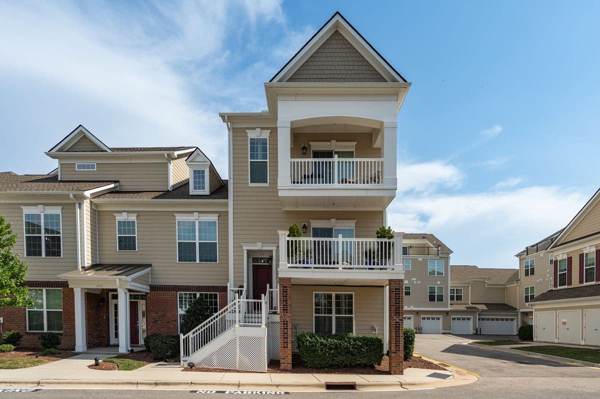 Right Front.jpg - 10530 Sablewood Drive 101, Raleigh, NC 27617, Raleigh
