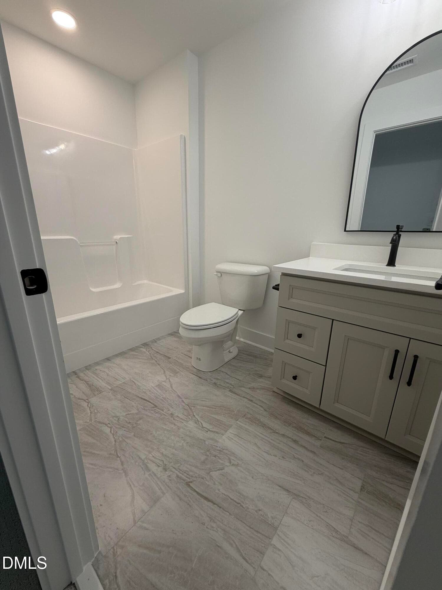 Bath #3 - 50 Heritage Trail, Zebulon, NC 27597
