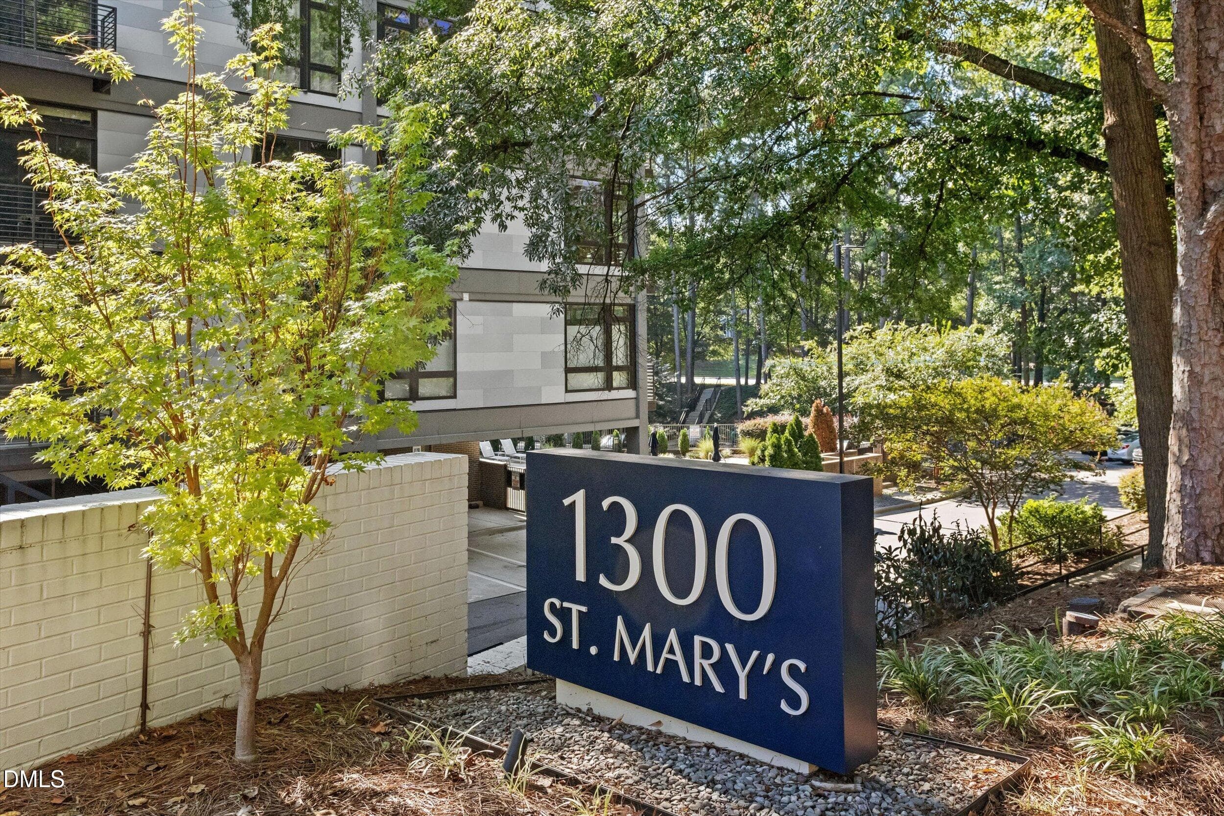 29-1300 St Marys St NA 01 - 1300 St Marys Street 301, Raleigh, NC 27605, Raleigh
