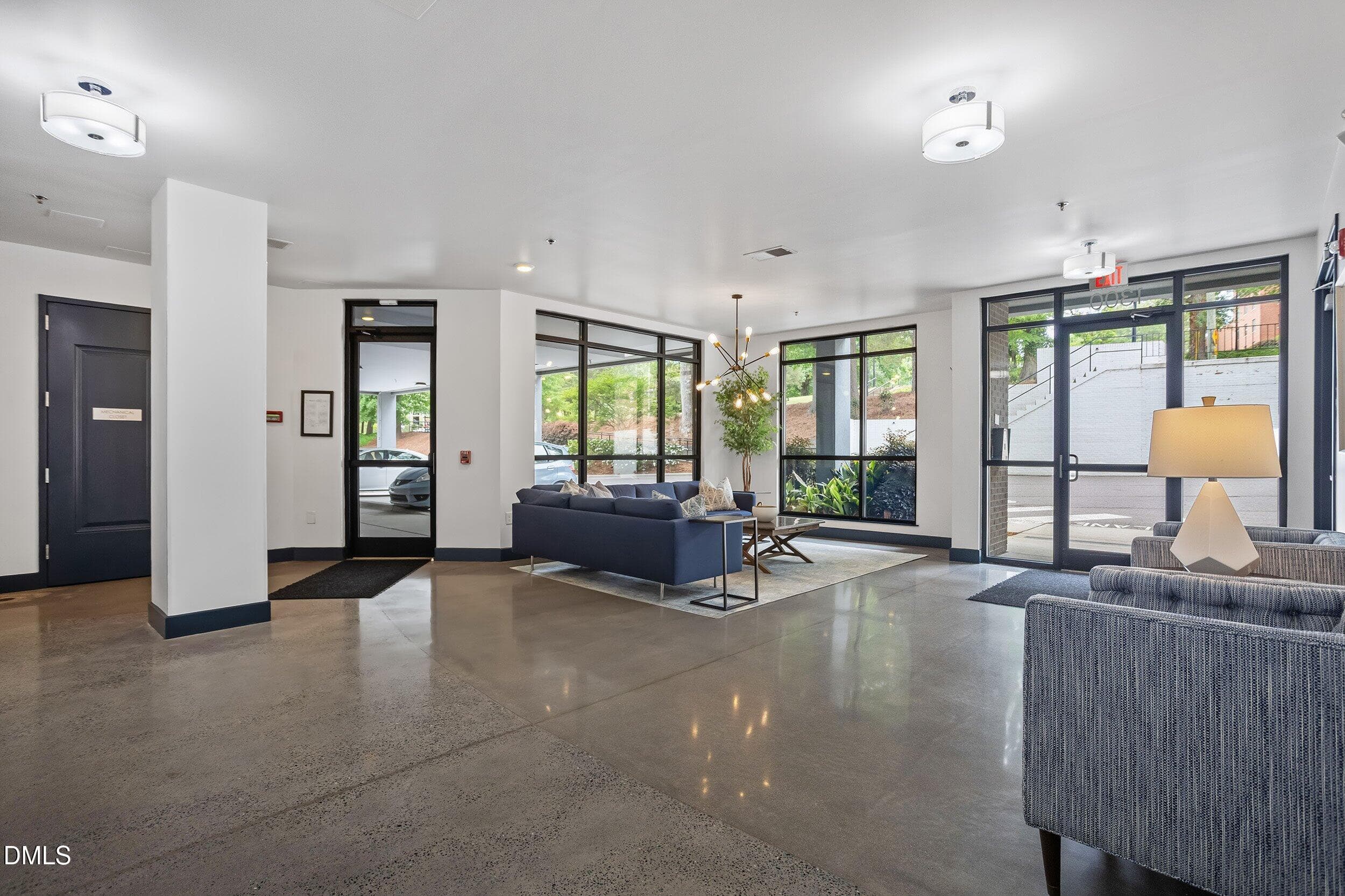 37-1300 St Marys St NA 09 - 1300 St Marys Street 301, Raleigh, NC 27605, Raleigh