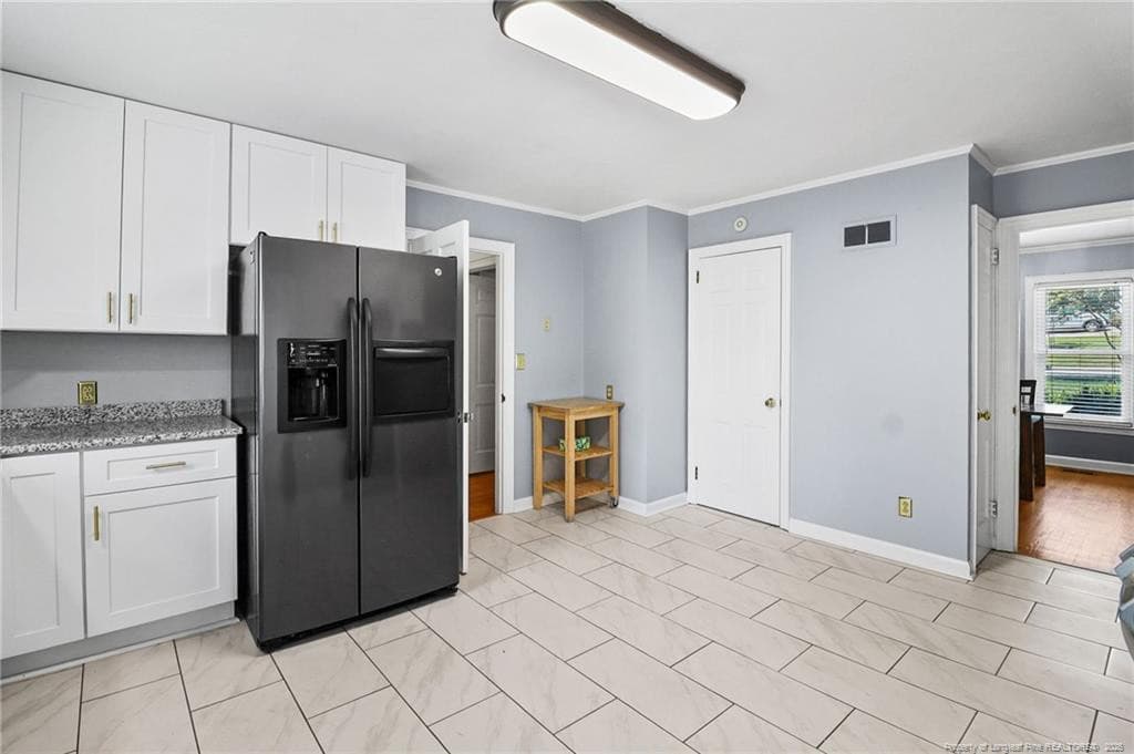 Photo 7 - 444 Holly Lane, Fayetteville, NC 28305, Fayetteville