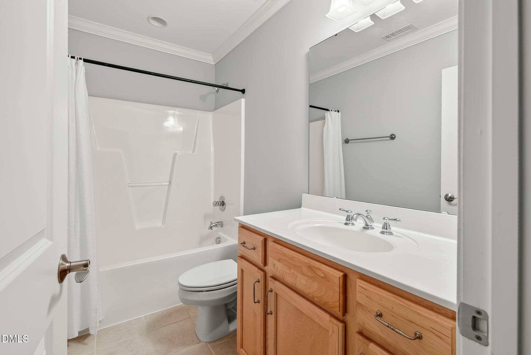 Full Bath/Lower - 142 Finsbury Street, Durham, NC 27703, Durham